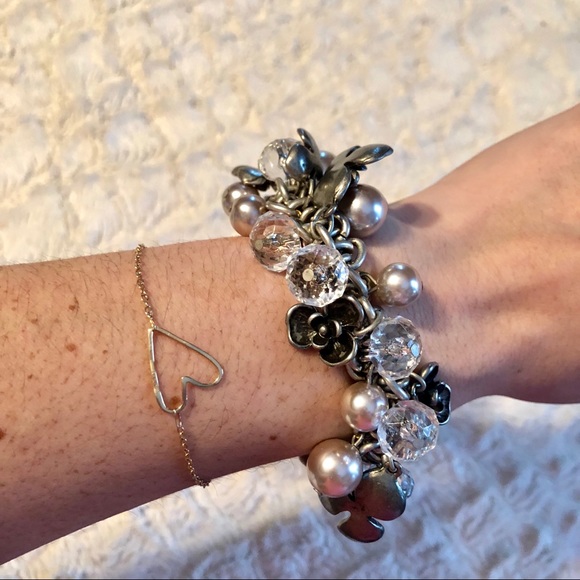 NWT Silver & Pearl Stretch Charm Bracelet - Picture 4 of 4